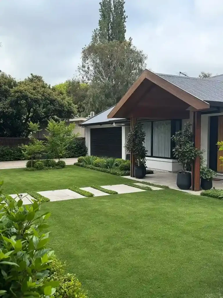 01 front of house landscaping