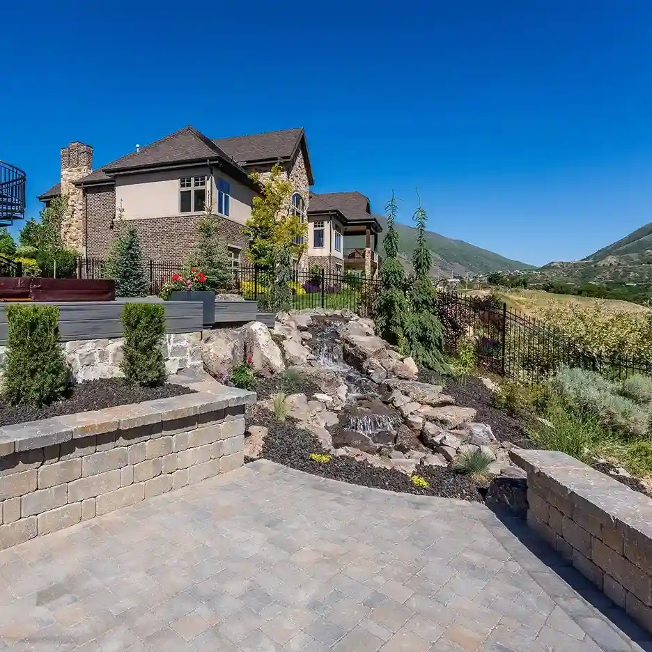 8 Gravity Fed Water Features