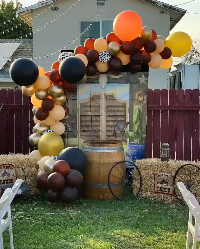 00 western party decor