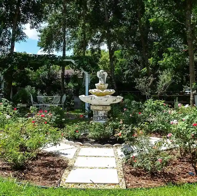 1. Classic Formal Rose Garden