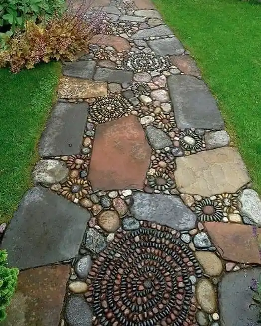 16. Mosaic Stepping Stone Walkway