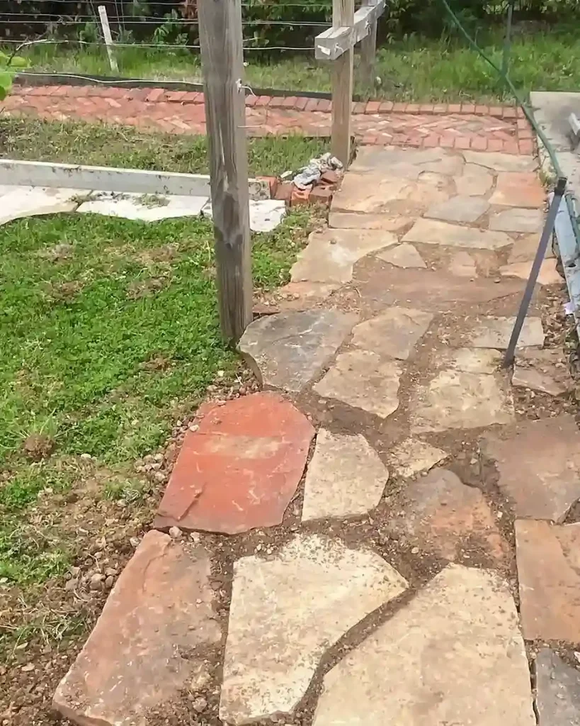 4 Stepping Stone Walkway